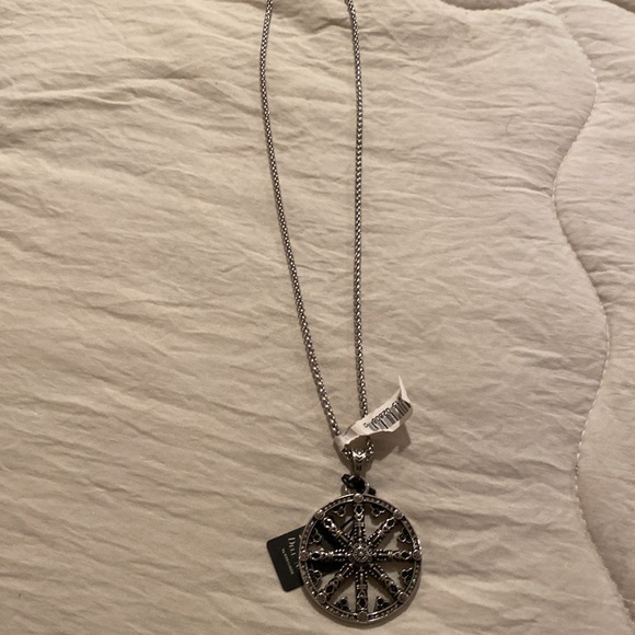 NWT Jean Claud necklace pendant - Picture 2 of 5